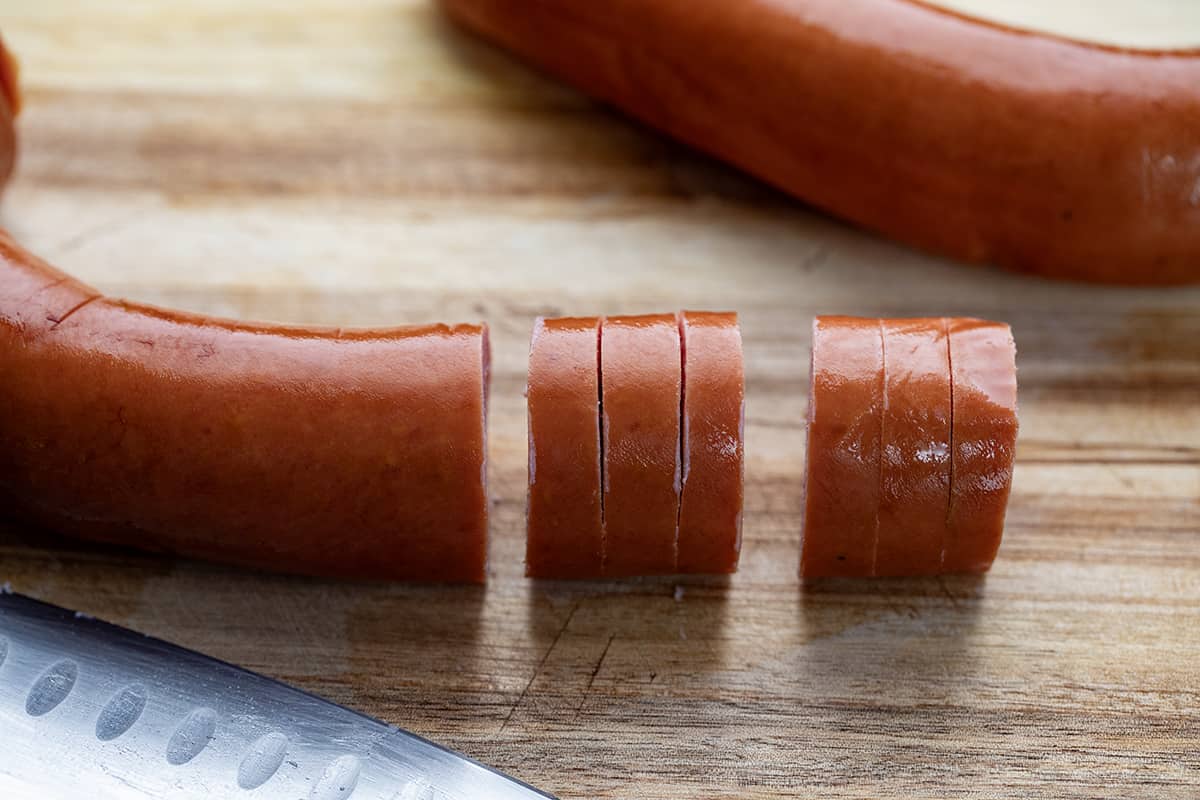 How to Cut Kielbasa for Maple BBQ Hasselback Kielbasa Bites.